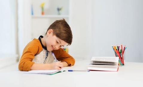 孩子性格孤僻應該怎么辦 育兒方式會影響孩子性格嗎