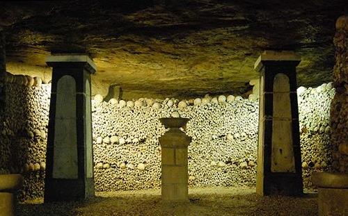 世界九大地下奇觀美景排行榜,秦始皇陵第一,愛丁堡金庫第二