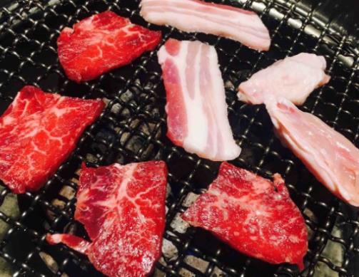 青島十大必吃飯店排名,海景花園西餐廳西餐牛排都很棒