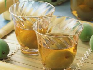 青梅酒的營養價值及注意事項-青梅酒的功效與作用