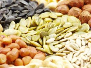 干果的營養(yǎng)價值，吃堅果的好處，如何選購堅果