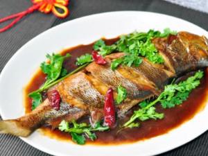 吃黃花魚有什么好處?大黃花魚的功效與作用