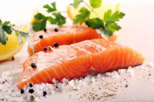 三文魚的營養價值 三文魚怎么吃 三文魚的功效與作用 孕婦能吃嗎