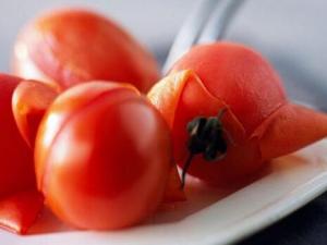 如何巧去西紅柿皮?教你輕松給西紅柿去皮