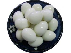 怎樣快速剝鵪鶉蛋？鵪鶉蛋怎么剝更快