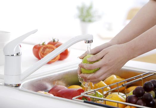 ���ȥ��ˮ�����r�������Ե�ˮ�������õ�ʲô�ӵı��r��