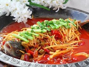 做魚什么時候放姜最好?做魚放姜的小技巧