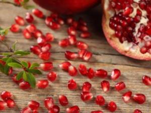 怎么剝石榴最簡單？巧剝石榴的小竅門