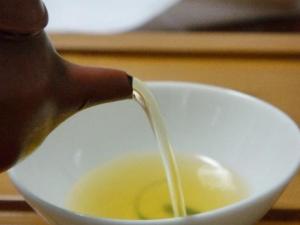 沏茶的最佳水溫是多少？多高的水溫泡茶最好