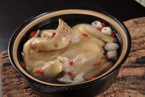 怎樣燉雞湯更好喝?雞湯怎么做才有營養