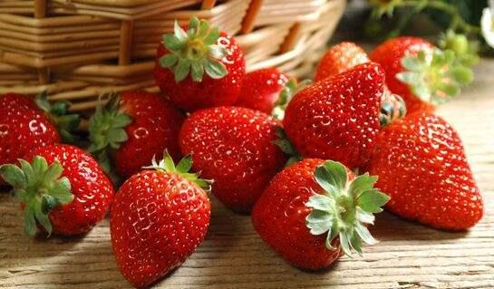 草莓怎么洗才干凈?草莓清洗方法步驟 草莓怎么保存收藏