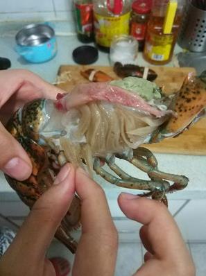 大龍蝦怎么殺操作圖 大龍蝦宰殺清洗步驟圖解