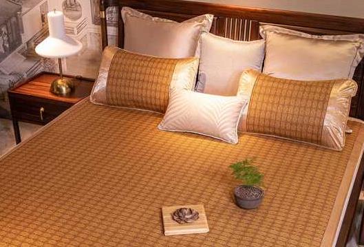 涼席上有蟲子是什么原因造成的?涼席上有毛刺處理方法是什么