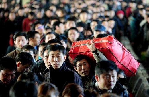 2022年春運(yùn)跨省返鄉(xiāng)有啥限制沒(méi)?春運(yùn)高峰怎么回家好?