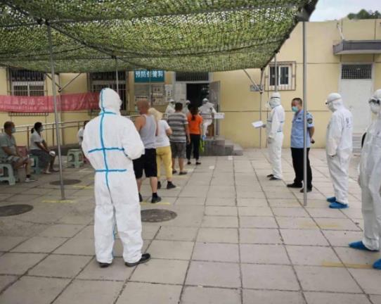 小區(qū)有黃碼人員會(huì)封小區(qū)嗎?小區(qū)有人黃碼其他人也會(huì)變黃碼嗎