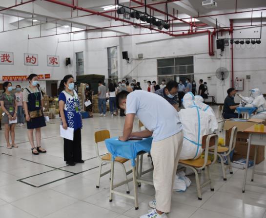 小區(qū)有黃碼人員會(huì)封小區(qū)嗎?小區(qū)有人黃碼其他人也會(huì)變黃碼嗎