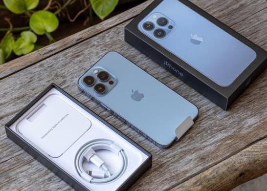 iPhone13拍照翻車自帶炫屏是怎么回事?iphone13promax閃屏解決了嗎