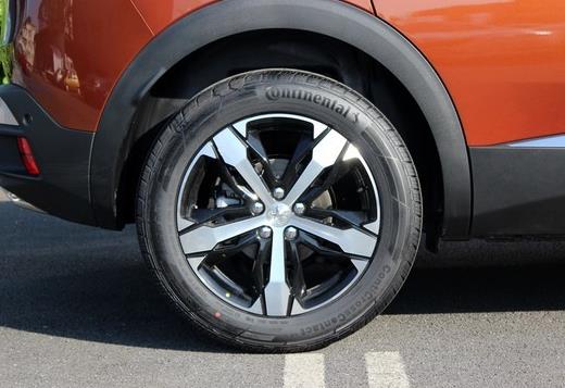 后輪胎一新一舊有影響嗎?輪胎側面破了個小口可以上高速嗎