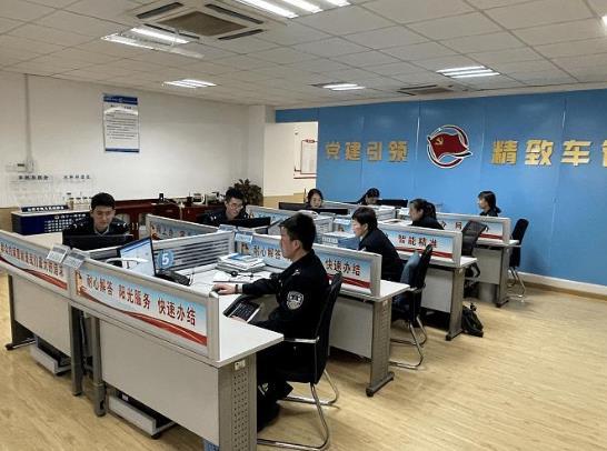 電子駕駛證的照片可以更換嗎?用電子駕駛證可以去網吧嗎