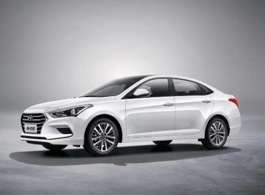 4s店貸款手續(xù)費(fèi)一般多少?車貸最長(zhǎng)時(shí)間可以貸幾年