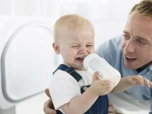 寶寶不吃奶怎么辦?寶寶不吃奶的應(yīng)對方法