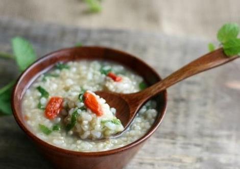 �����Բ�����ʲô��̎�������Բ��׵�����