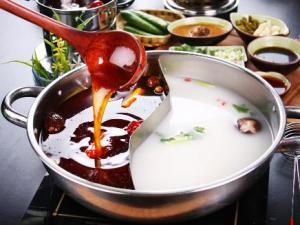 久煮的火鍋湯能喝嗎？火鍋應該怎樣吃
