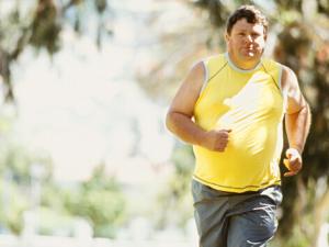 啤酒肚的危害有哪些?睡眠質量差易致啤酒肚