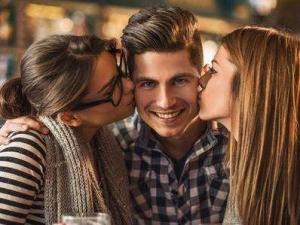 ?劈腿是什么意思什么梗?劈腿成感情出軌、腳踏兩條船甚至多條船代名詞