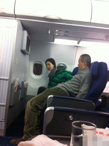 ��ʯ�ؑ�����80��Ů�����B���خa�����ʯ��׃�¼����x�������������ʯ���B��ͬ�˙C