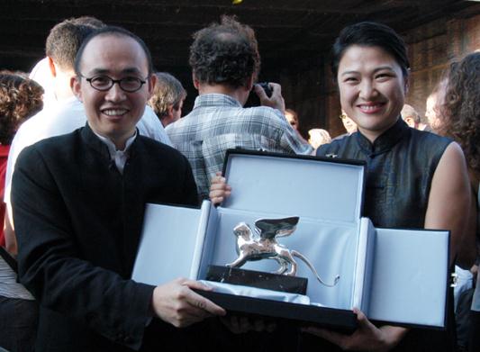 ��ʯ����˽��Ů�������ӱ��{����ʯ���e���֥����������