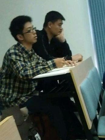 Ҧ���Ϻ����� �n���ع⣬Ҧ��ͬ������ �n�˚�����