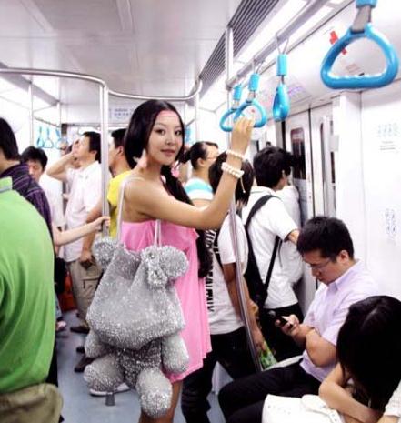 90���˚ⳬģ���Â�(g��)���Y�ψDƬ���Ї���(n��i)������Ů�������݆T����������