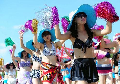 �Ȼ���Ѳ�Σ����J�uǧ����Ů�Ȼ����νք�����˹�o�-Ӿ���������