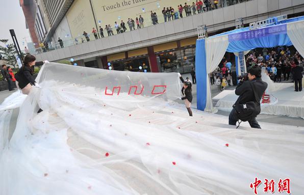 �V���ό����ﴩ520���L�鼆���ޣ������Ґ��㣬�������eȹ�[