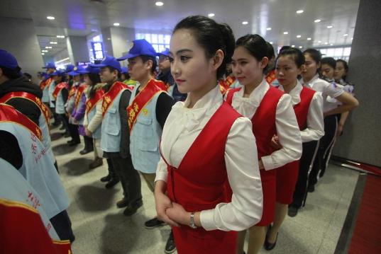 ��(j��)���F·�ִ��\(y��n)��Ů־Ը��¶���ȣ��RPС��ȹ?ji��)�y�GĨ��������(�M�D)