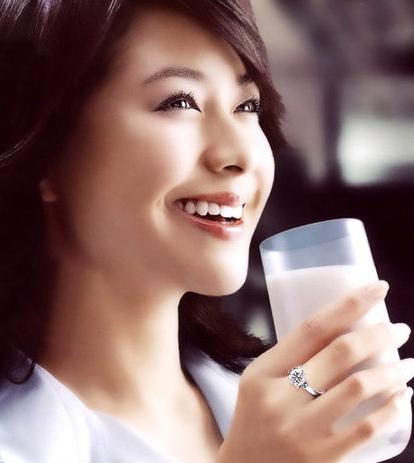 什么人不能喝牛奶?哪些病人喝牛奶不好