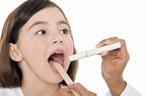 吃飯不小心咬到舌頭怎么辦？常咬舌頭是怎么回事