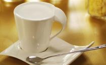 女性經(jīng)期不適應(yīng)該吃什么？