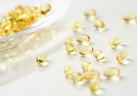 維生素e什么時候吃最好？能直接涂臉上嗎