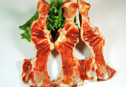 怎么挑選豬骨?吃豬骨的注意事項(xiàng)