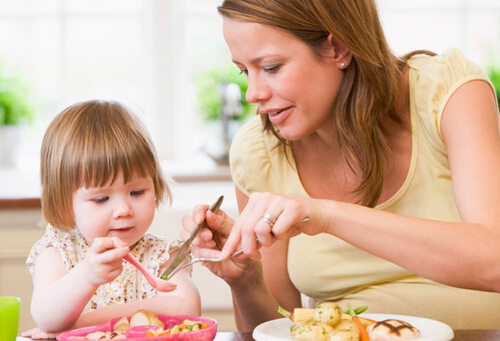 喝太燙的湯易得癌癥-喝湯的錯(cuò)誤方法