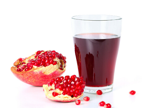喝石榴汁或有助于預防老年癡呆