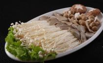 老人多吃菌菇 保護血管的好幫手