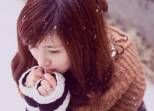 冬季手腳冰涼怎么辦？女人冬季手腳冰涼多喝羊肉湯