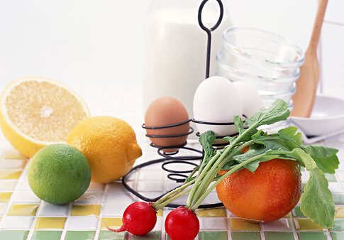 眼睛疲勞吃什么食物？如何補(bǔ)充維生素？