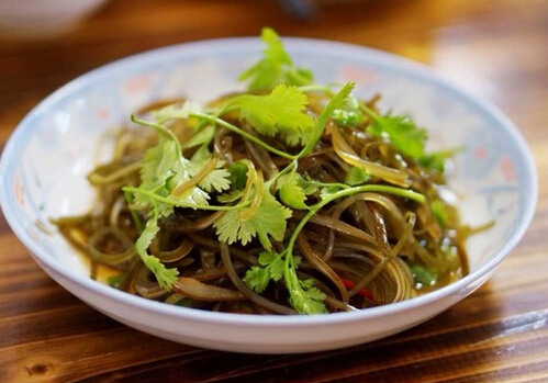 涼拌海帶絲的做法-涼拌海帶絲的營養(yǎng)價(jià)值