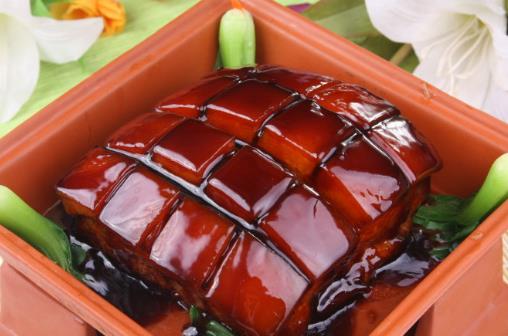 用微波爐怎么做紅燒肉？微波爐做紅燒肉的方法