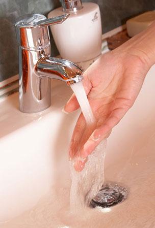 女性冬季如何預防流行性感冒？預防感冒應該怎么做？如何提高免疫力？減少公共場合的逗留時間勤洗手