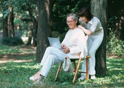 老年人自我感覺良好更易健康長(zhǎng)壽，保持積極樂觀心態(tài)人老心不老